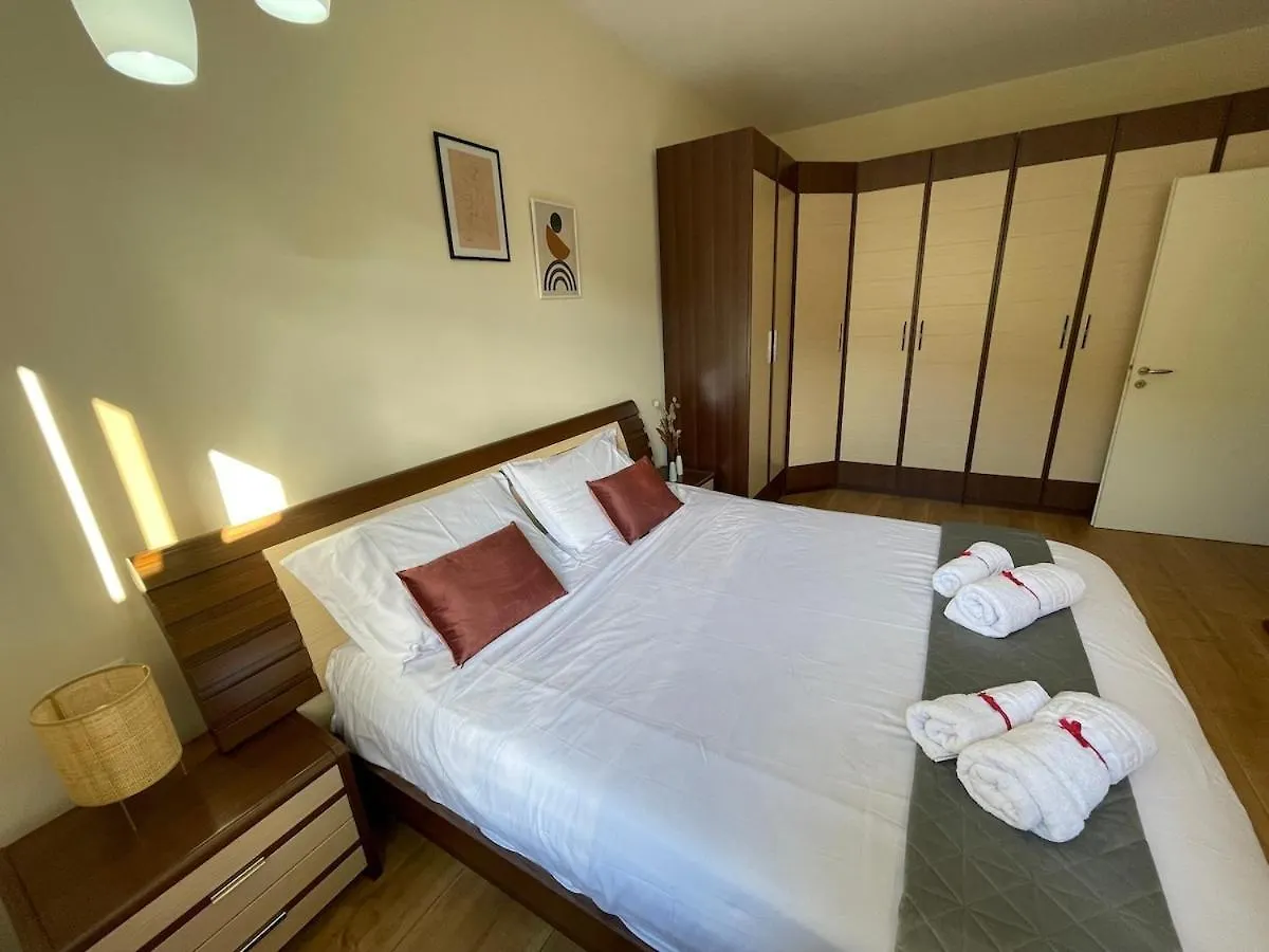 Sun Apartment In The Heart Of Tirana Albanien